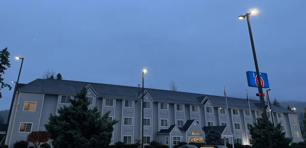 New asphalt roof in Sutherlin, OR