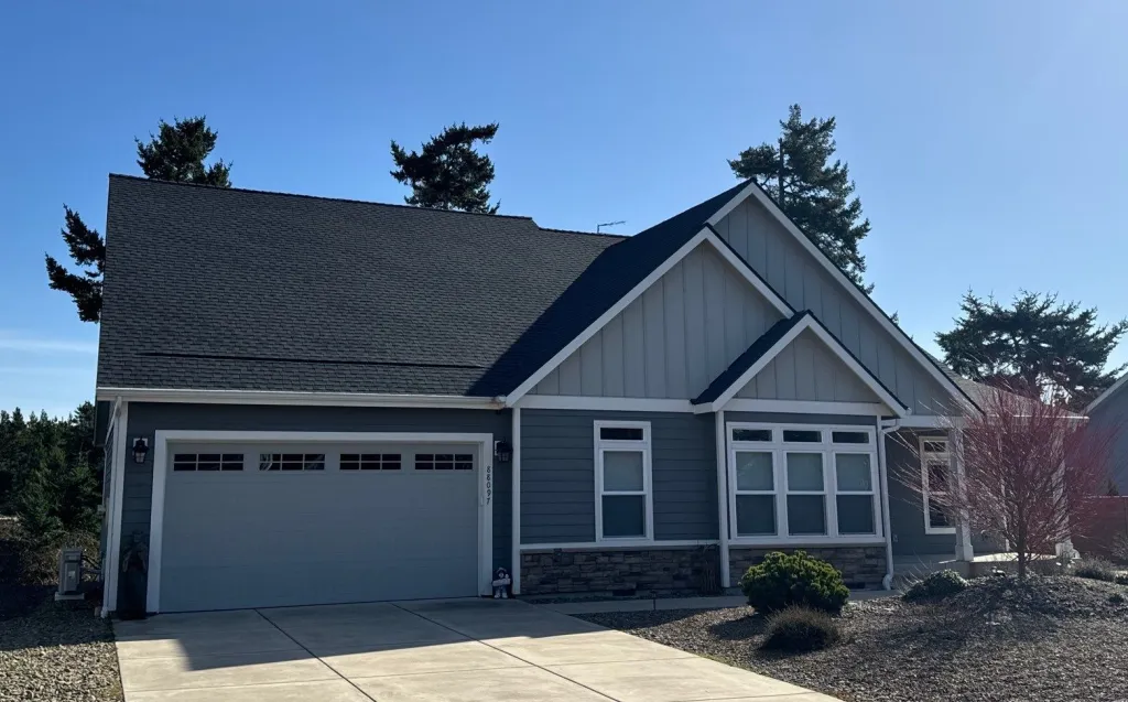 New asphalt shingle roof in Florence, OR