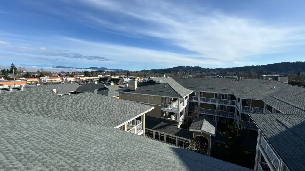 New asphalt shingle roof in Eugene, OR